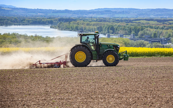 Hofladen und Landwirt Michal Reier - Landwirtschaftliche Dienstleistungen